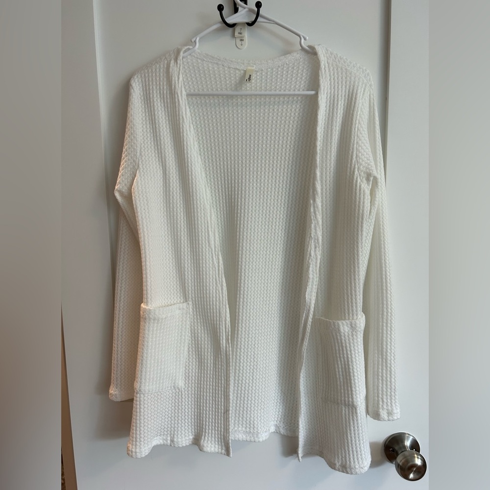 White Magic Fit Cardigan